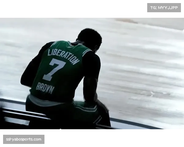 杰伦布朗膝盖恢复良好积极参与跆拳道训练展现卓越身体状态